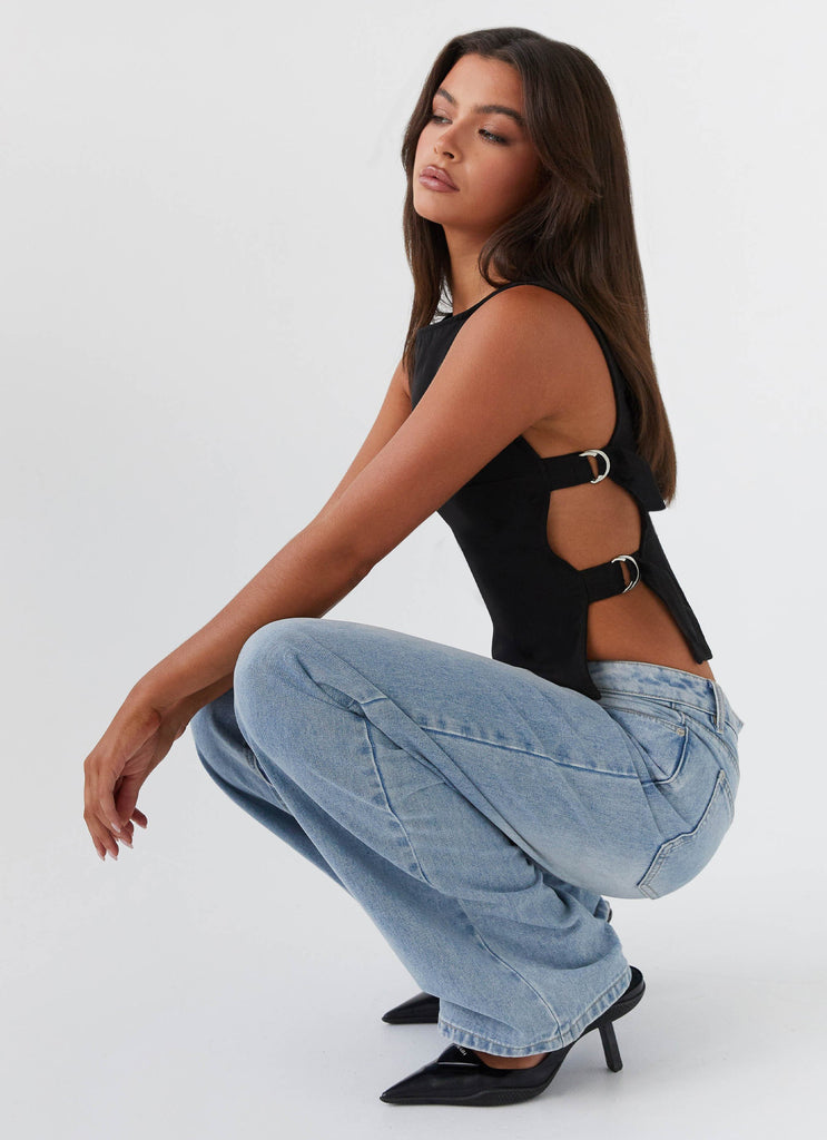 Wardrobe Club™ | Buckle Top - Black